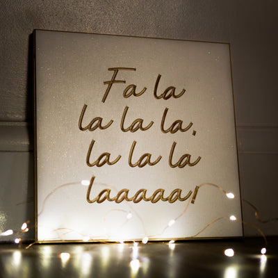 Fa la la la la la la la laaaaa!