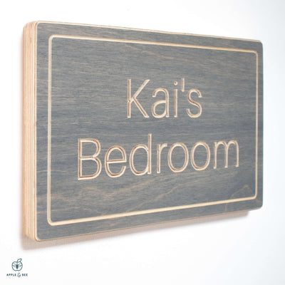 Personalisable name plaques